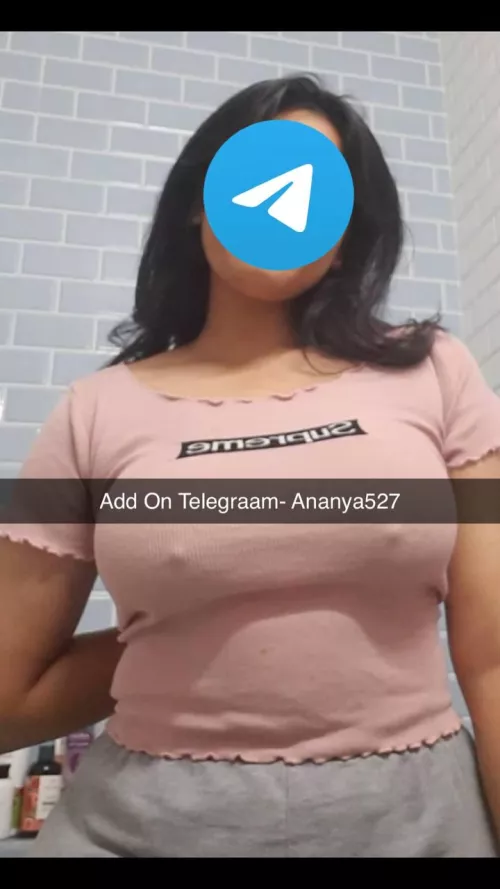 Bored 22F , I love how you make me feel. Your hands, your lips, everything about you drives me wild.