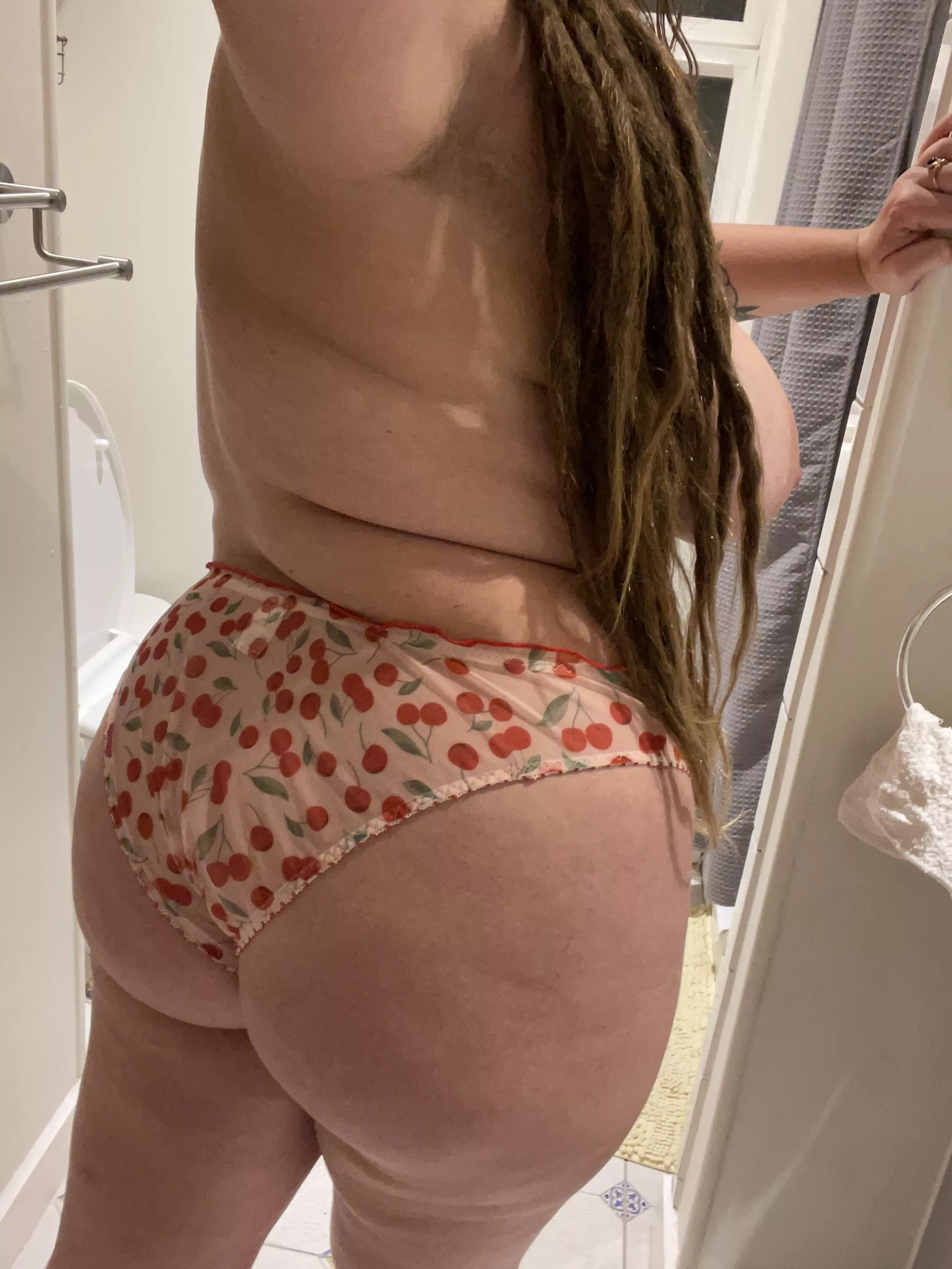 Bringing the thickness with the quickness 😘