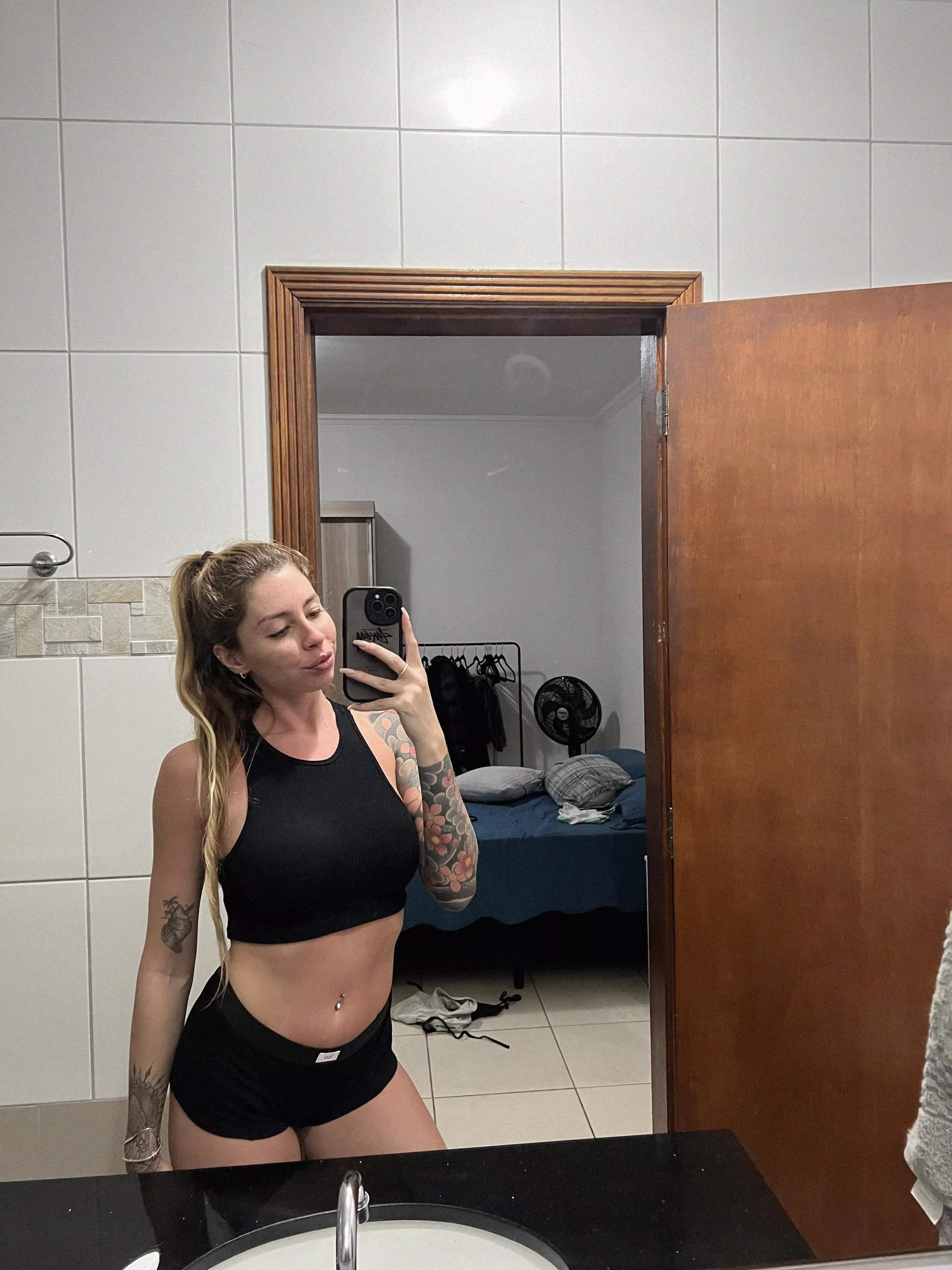 Confidence level Selfie with no filter. 