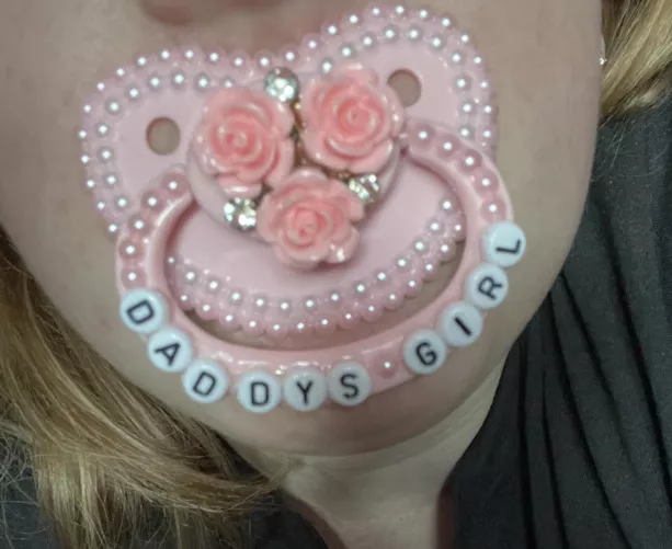 Daddy got me a better paci, I love it!!