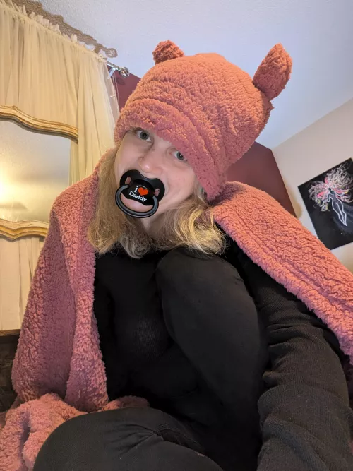 Daddy got me my first paci! I love it. 