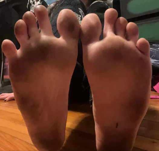Dirty Goth Feet