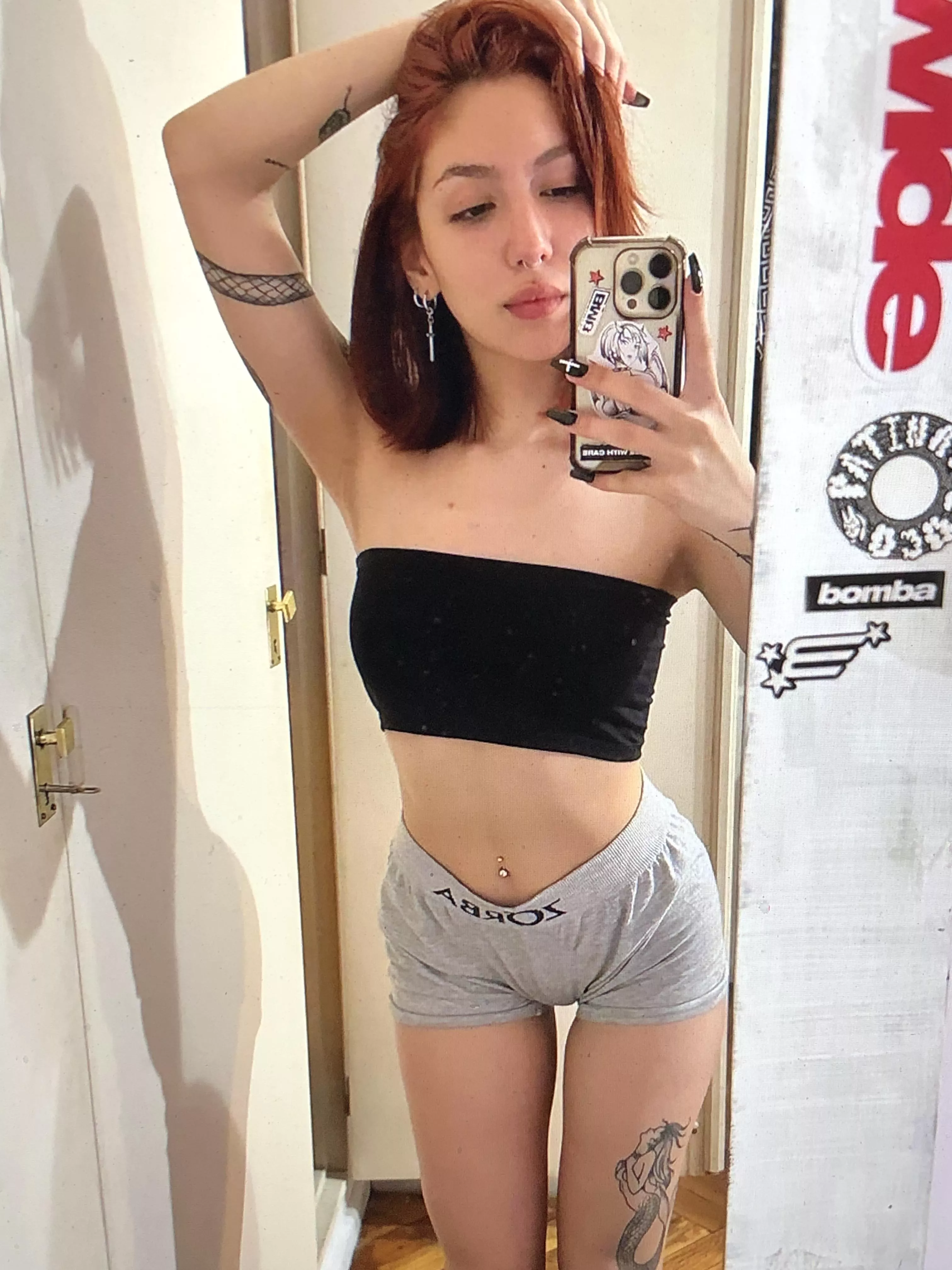 do i look cute in black??