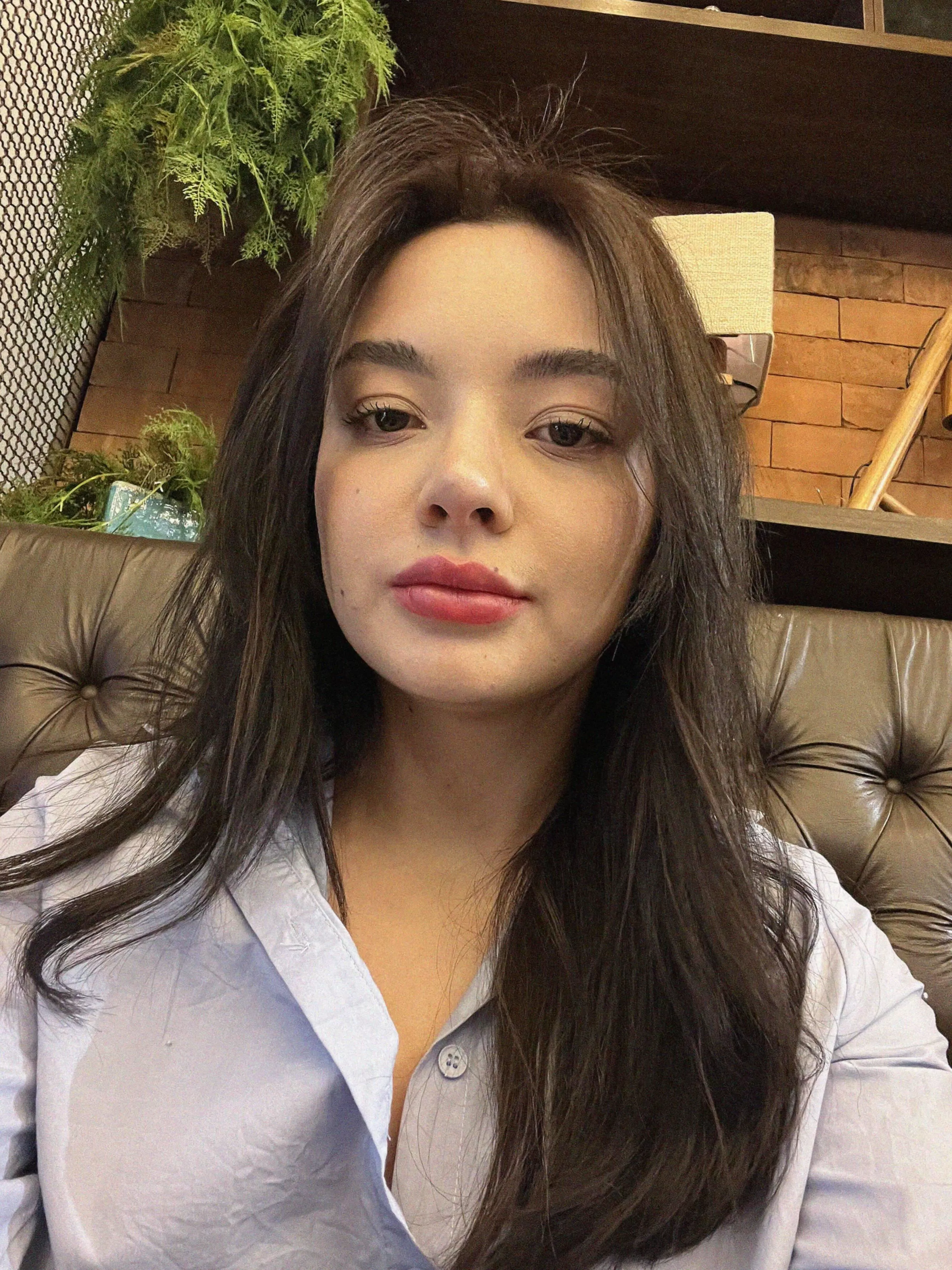  Dont let this serious look fool you, there’s a cheeky side here