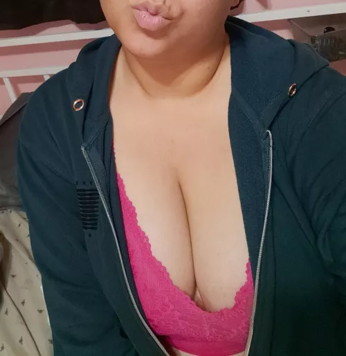 Finally got at least 1 day of onesie weather!