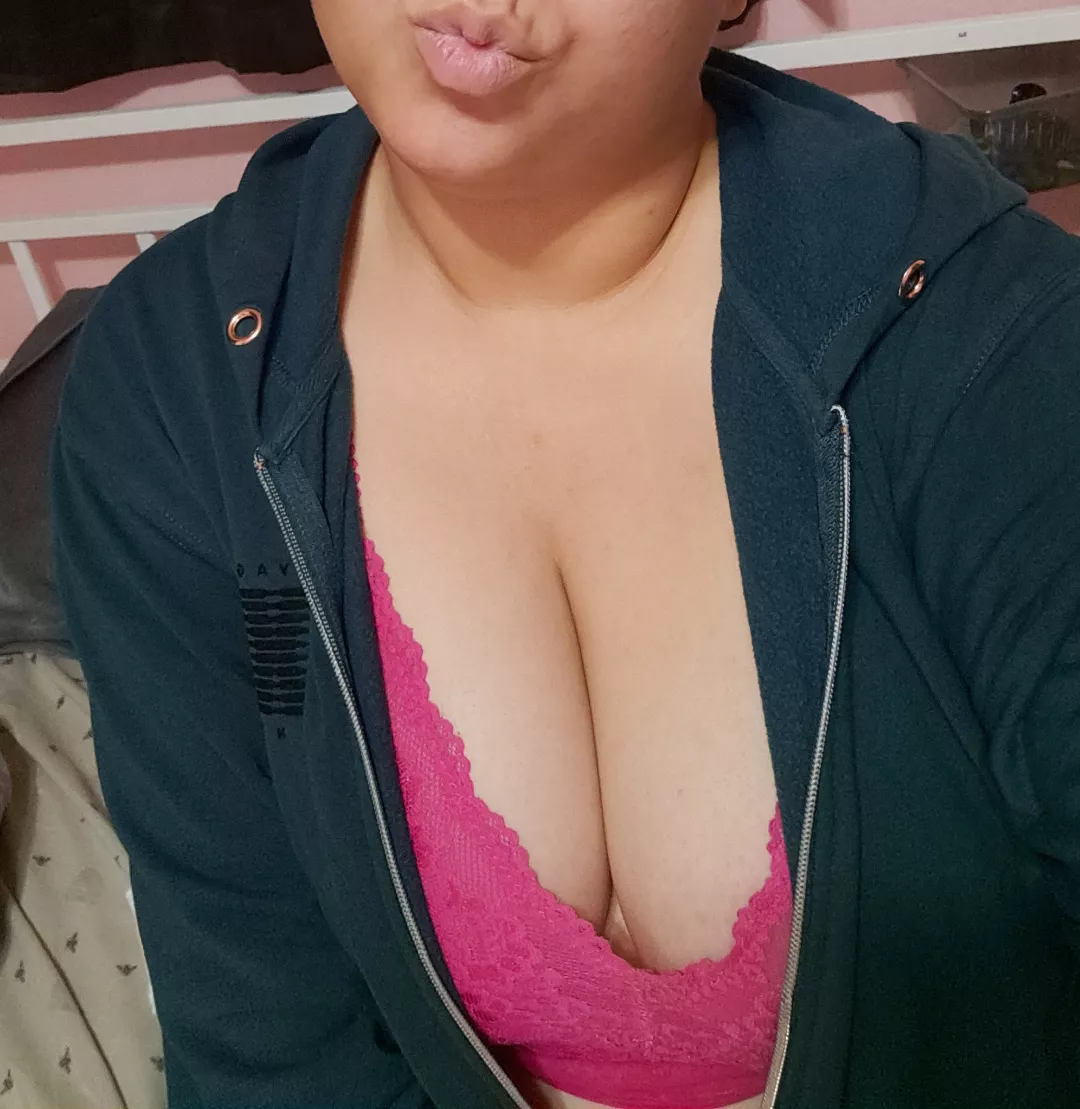 Finally got at least 1 day of onesie weather!