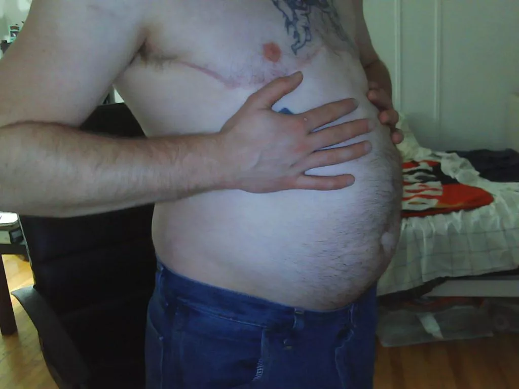 finally got some pants that fit... i wonder how long that'll last