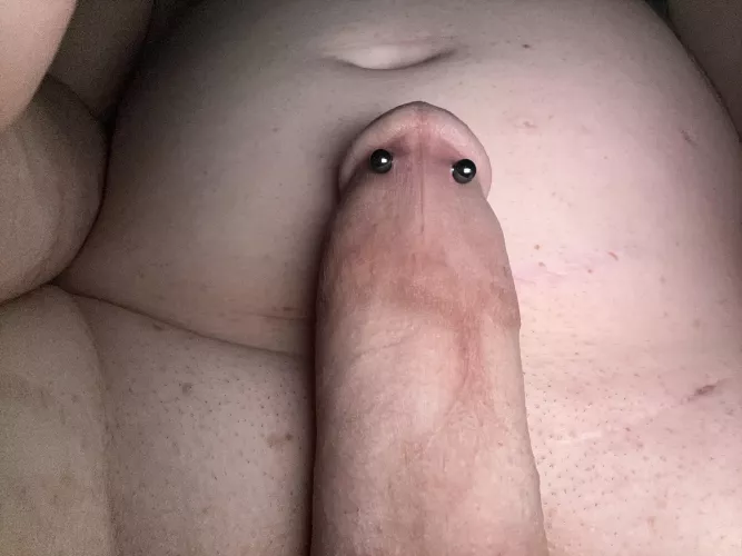 First frenum piercing 18 oct 24 