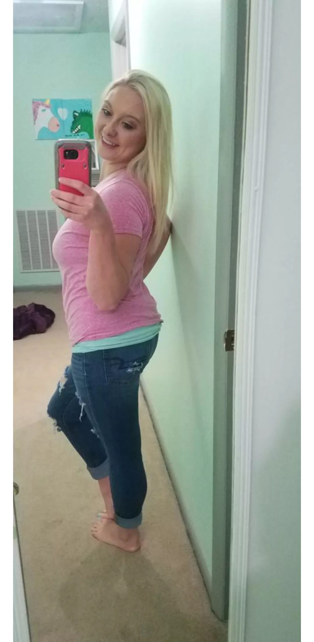 Found some stuff on husbands phone and am curious if any bbc is interested in me 