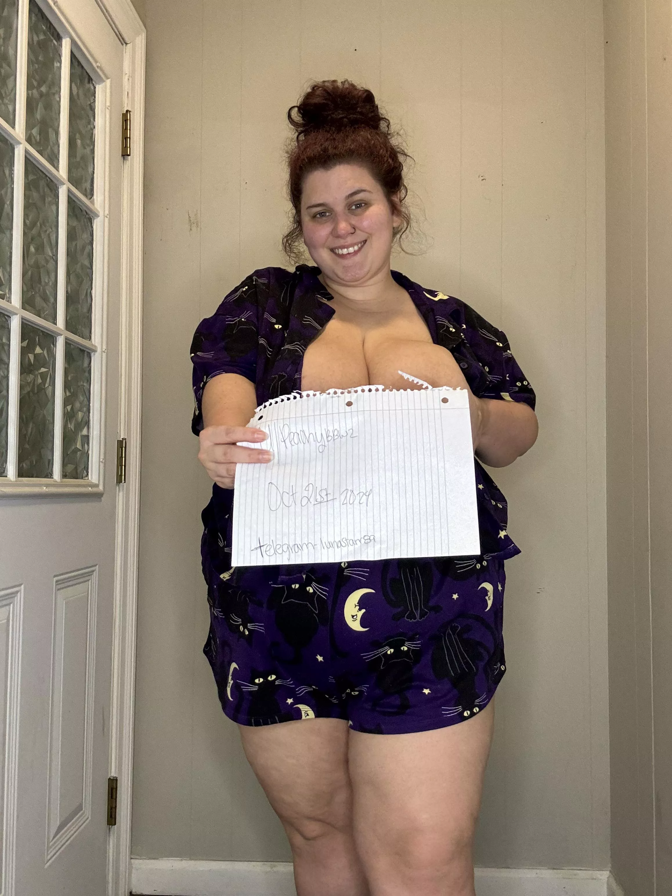 Halloween vibes tonight! I’m available! Let’s have some spooky fun haha! Telegram - lunastarr89 