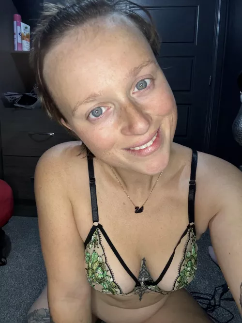 Happy Monday! What are you all up to this week? 🥰 f28