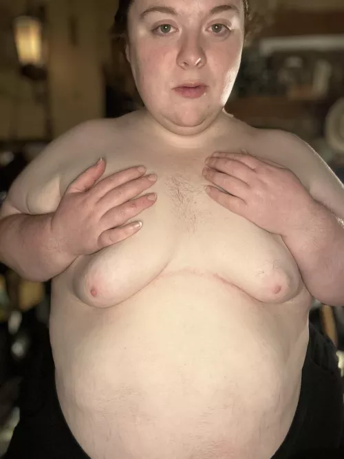 Happy Small Tits Monday 😘