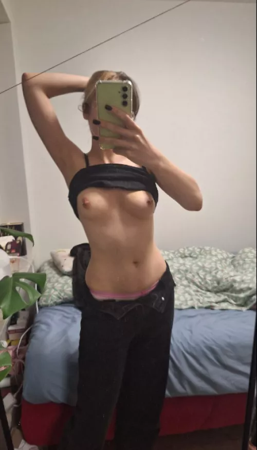 Hope I’m not too small for your taste :)
