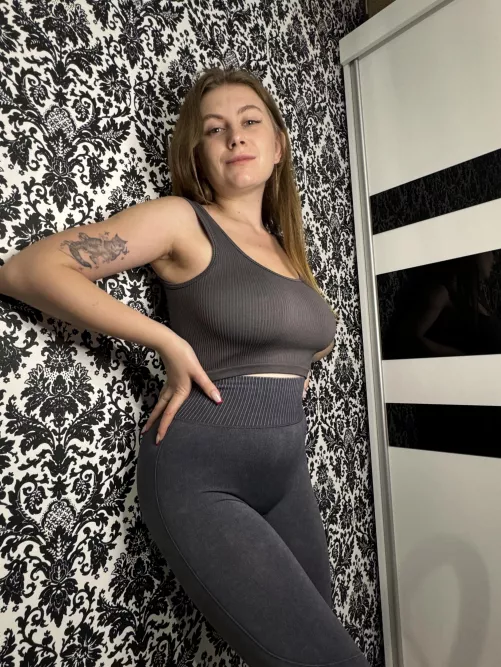 I get so horny in these leggings