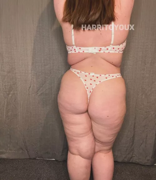 I may be a mom. But I’m a thick mom