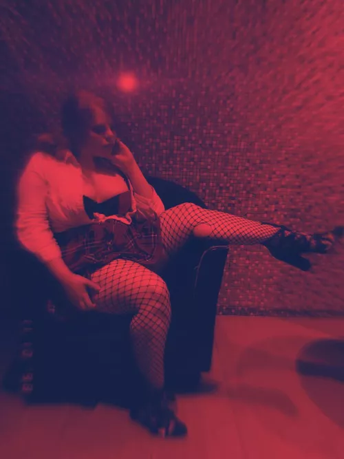 Kiss my feet and on your knees for me my little pay pups [findom]