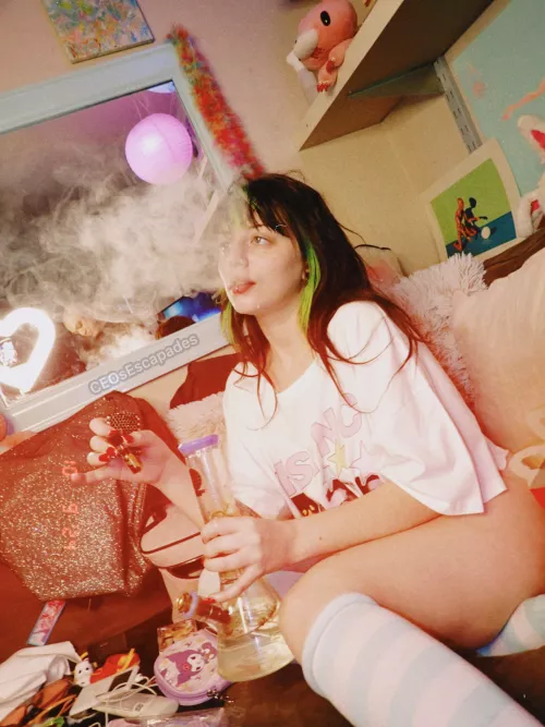 Kitty Camtime came over to have McDonald’s and smoke