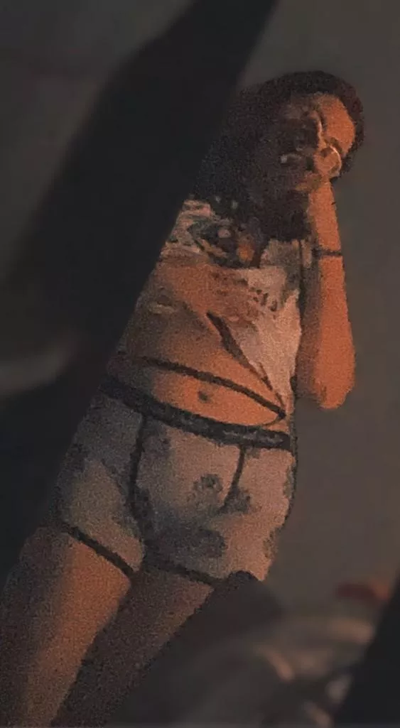 Knees bruised from prayer are the sweetest offering to your goddess 🖤