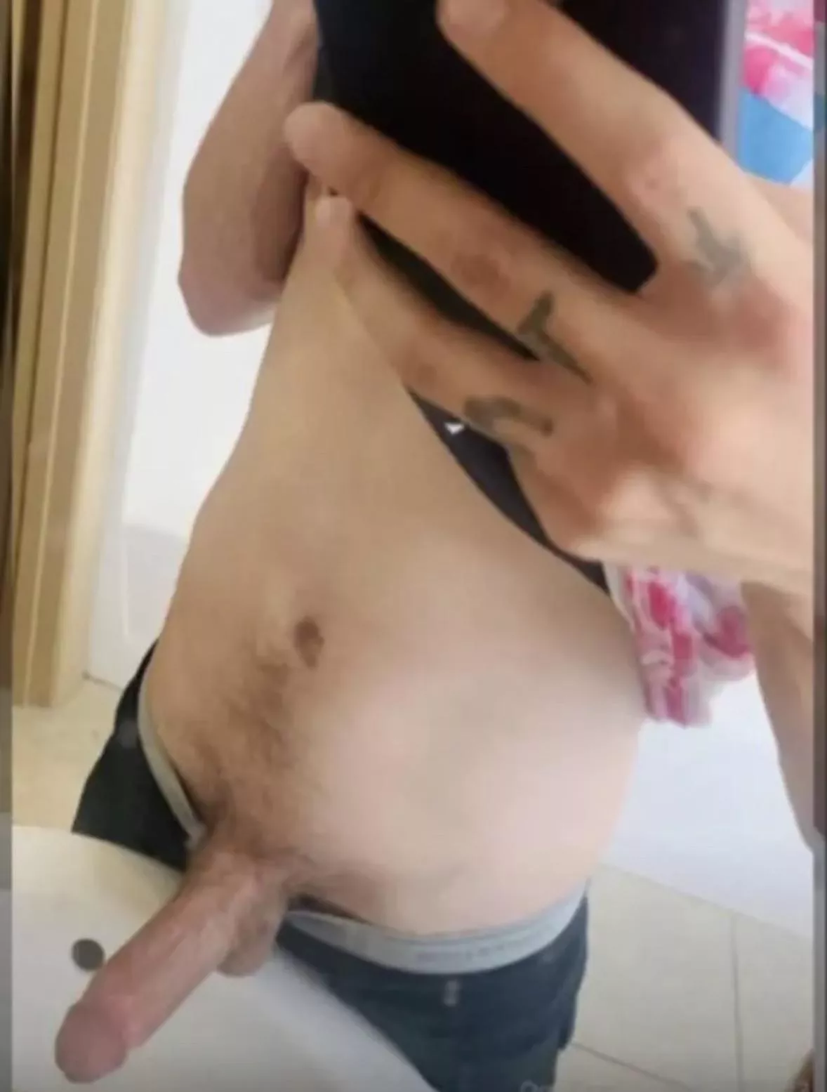 Looking for a Sissy/Femboi in PHX during my visit. 