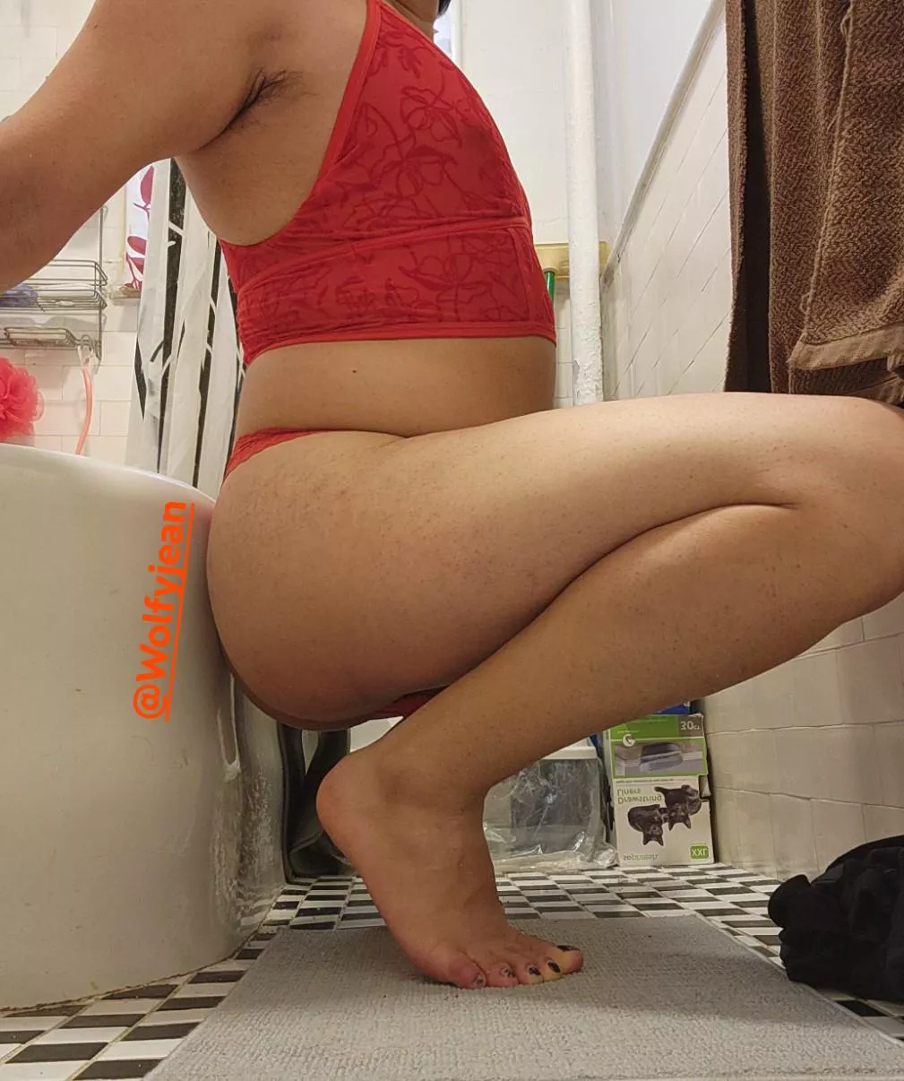 Love my body in red 