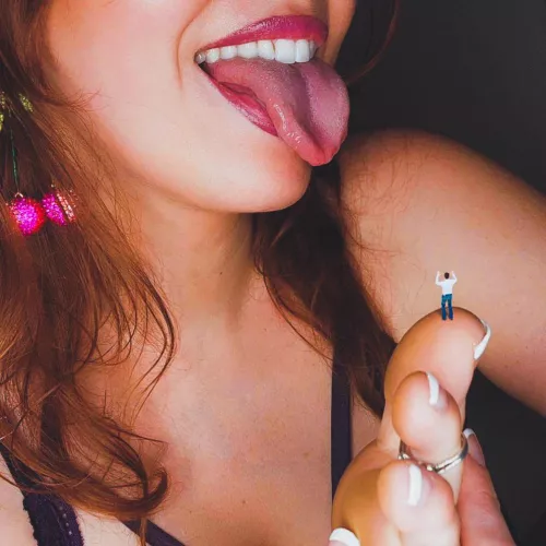 Mmmm, a lovely little morsel 😈