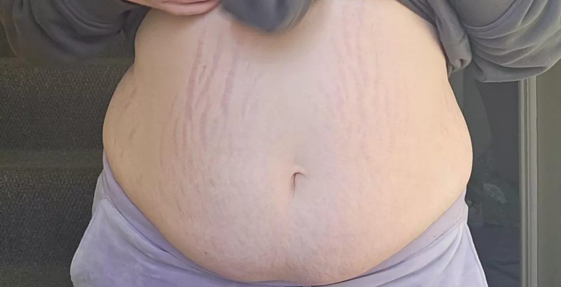 My belly's bursting out of my trousers and my belly's soo stuffed 😋 