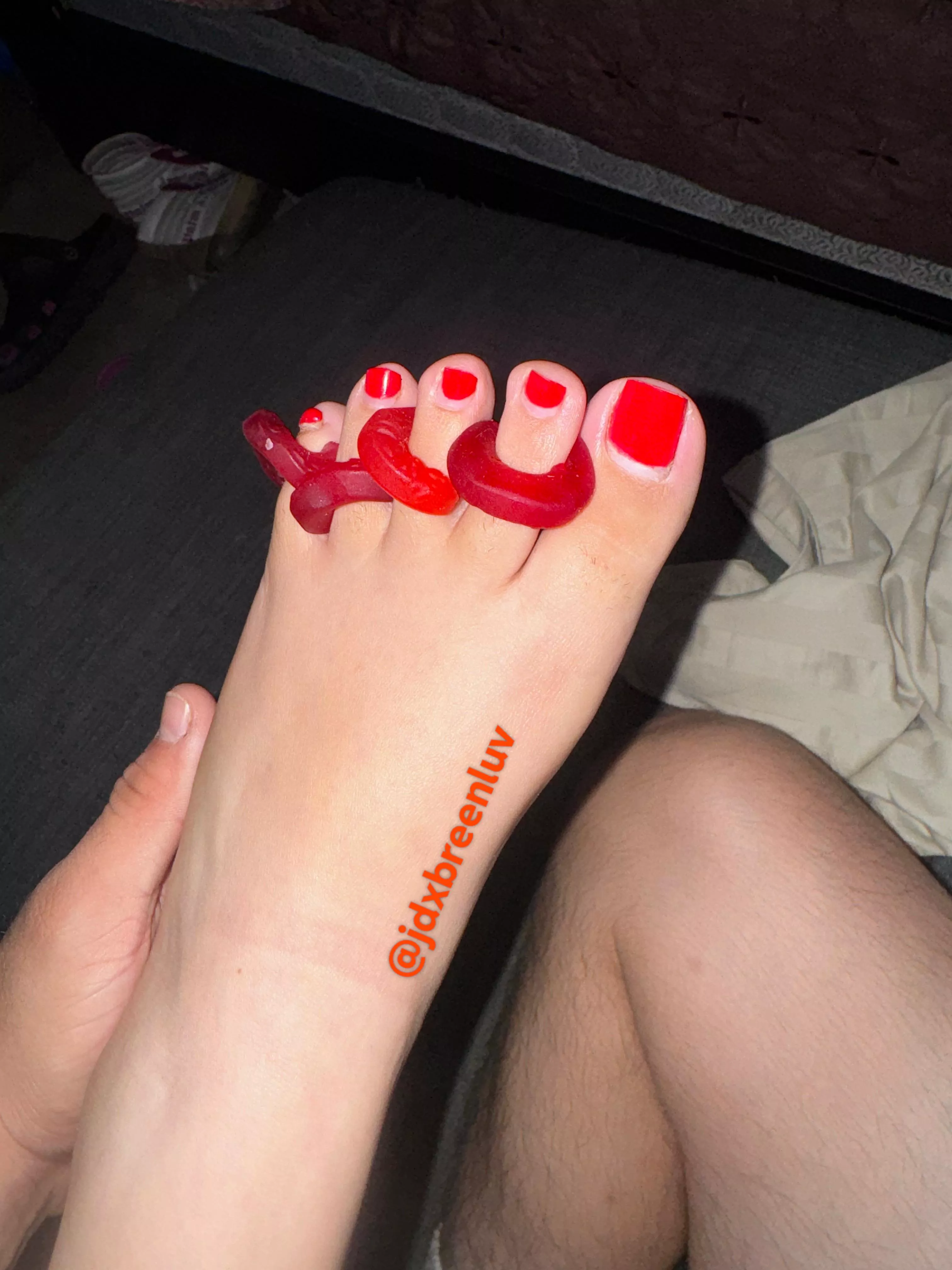 My life savers talking about bed red toes absolutely love them 