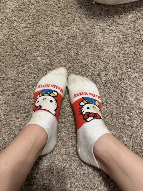 My stinky Hello Kitty socks [F]