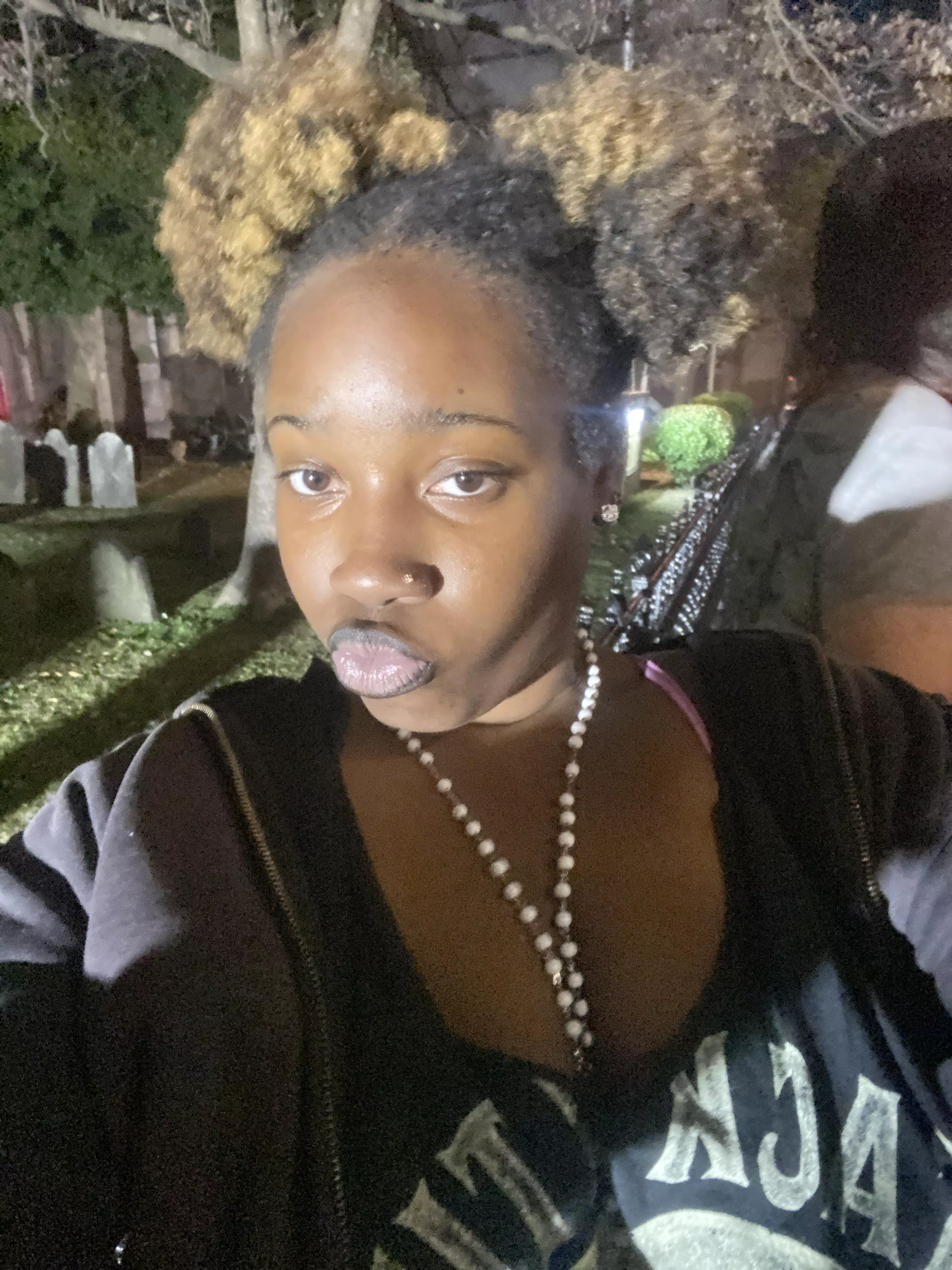 Nothing better than a loser being satisfied with getting his money taking by a hot mistresss