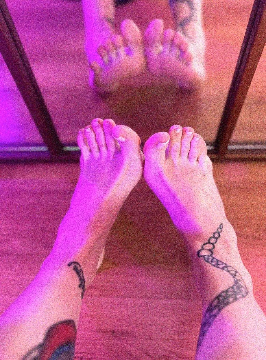 Nothing extra, just my long toes