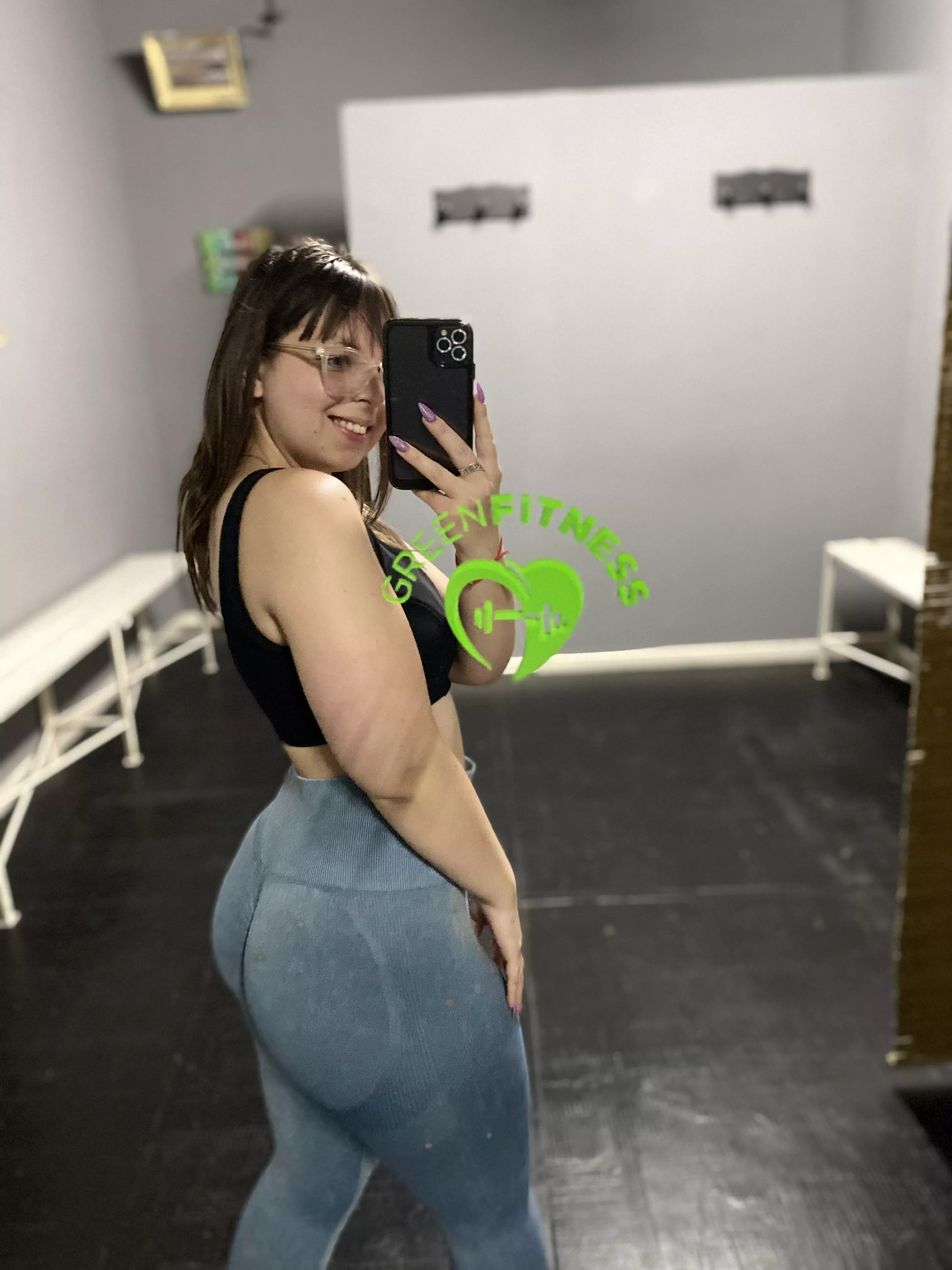 On dit que je suis un ange, mais les anges aussi ont leurs secrets.