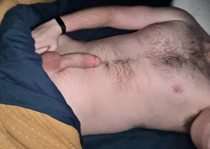 Peel back the covers and find my dad bod (31) … and a treat 