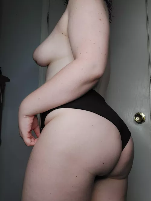 plain black 🖤🖤