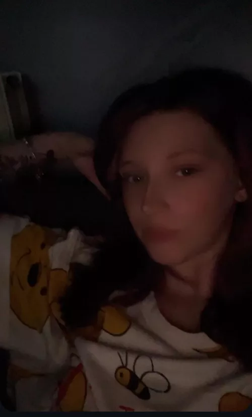 Princess is awake and horny 😻😔