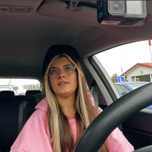 Rzadko widok Fusialki w okularach