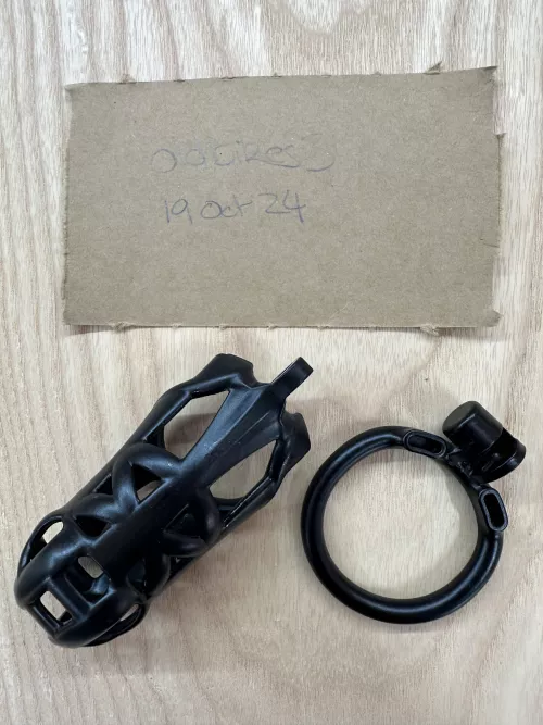 SALE r + and 4 curve ring US or UK