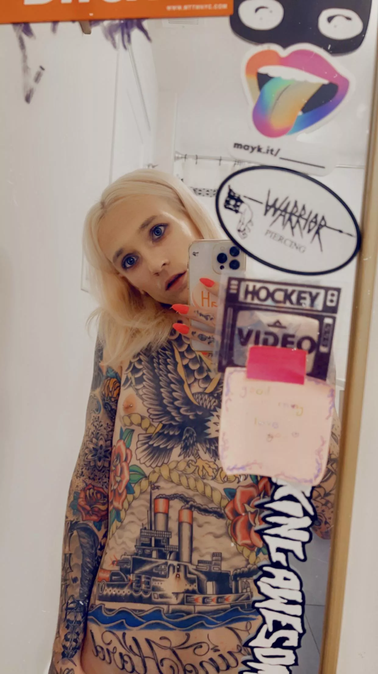 Saturdays are the best for nudes