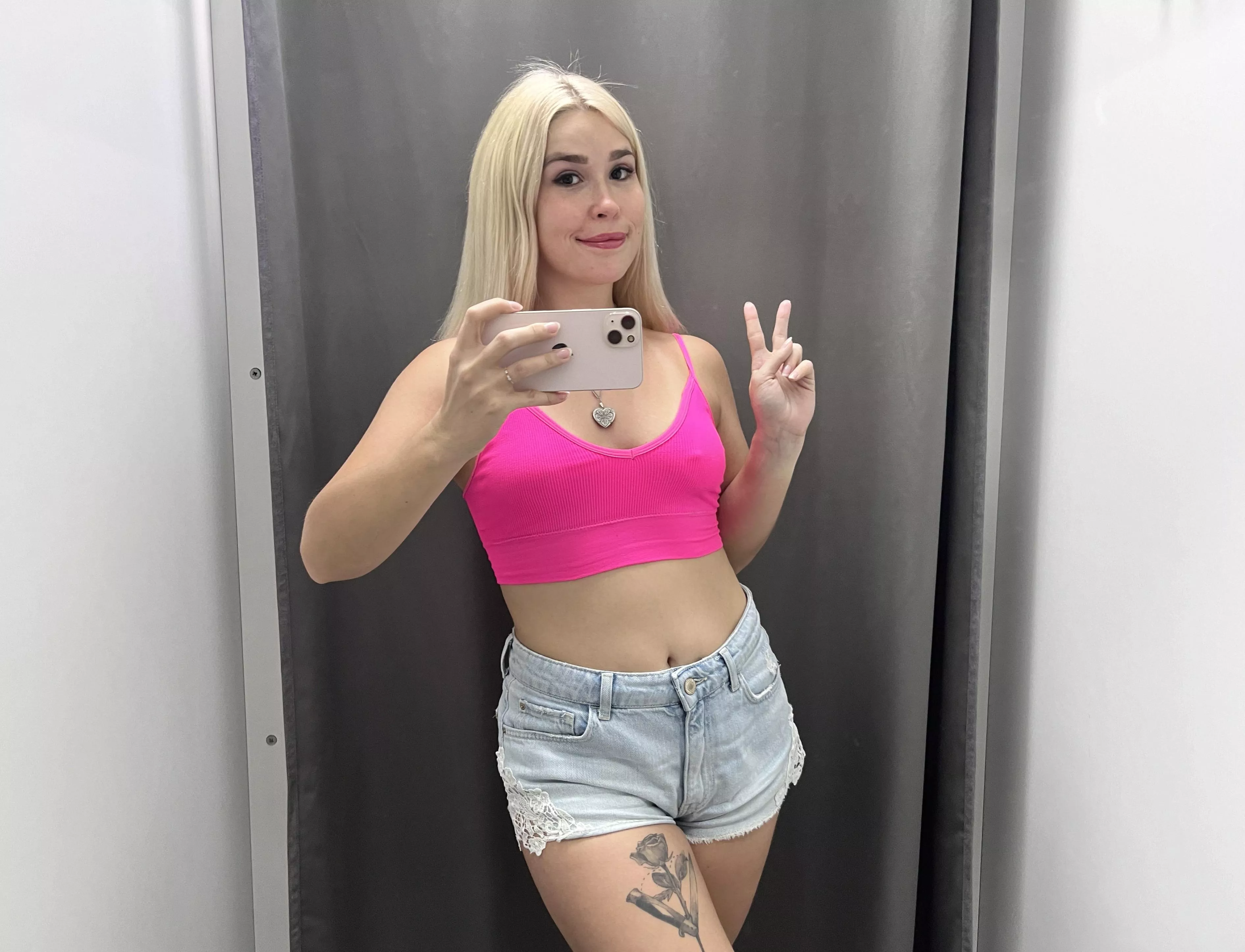 Selfies in the fitting room at the drop-off point