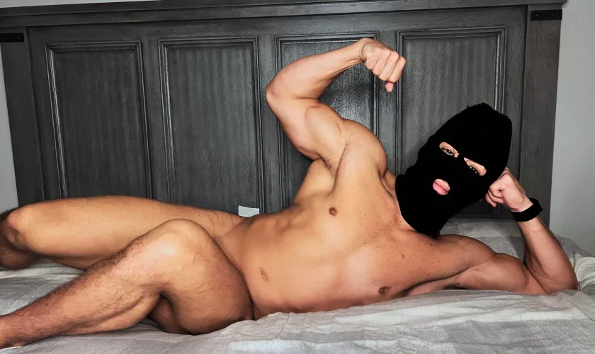 [selling] There’s more where this came from 😈 Especially when the blood is flowing 💦