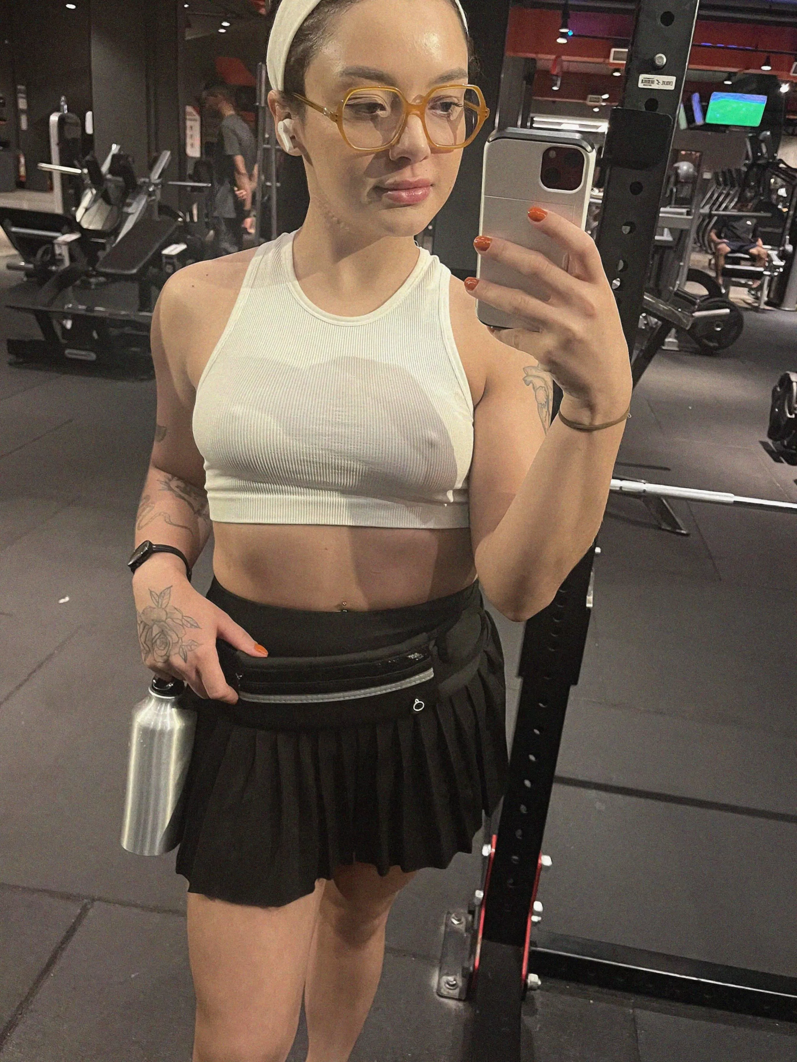 Sexy kinky girl looking for meet new male friends for fun ad andventure 21[F]