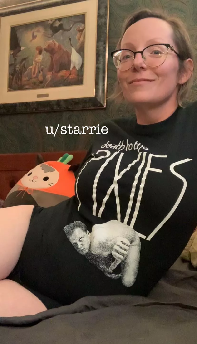 Sfw Sunday - band shirt edition 