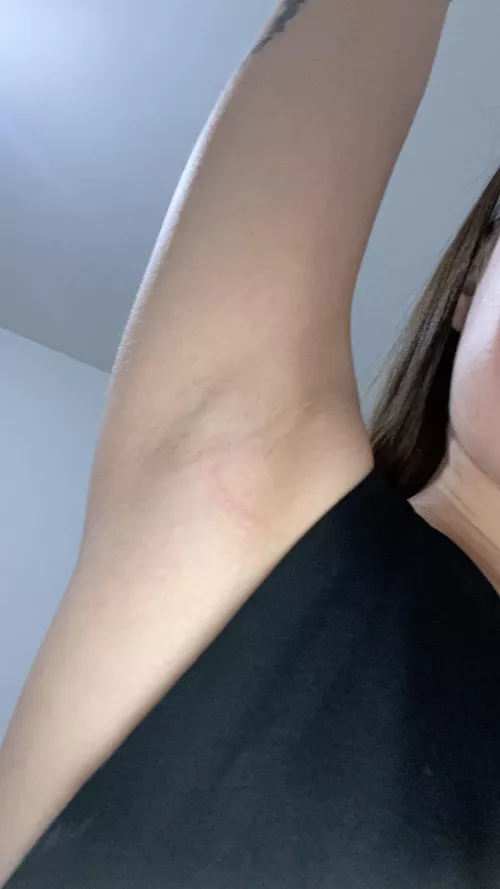 showing my armpit for the first time