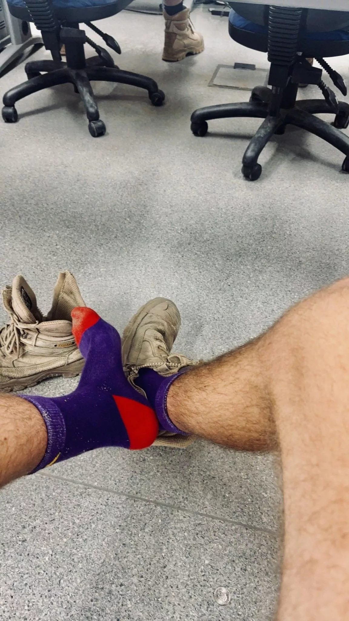 straight frat college master alpha you’ve never had before and I’m ready to drain your wallet: 19yo😈 I will humiliate you for your tiny dick, make you watch how real men with big dicks like me  fuck and make you lick my dirty socks & boxers cl