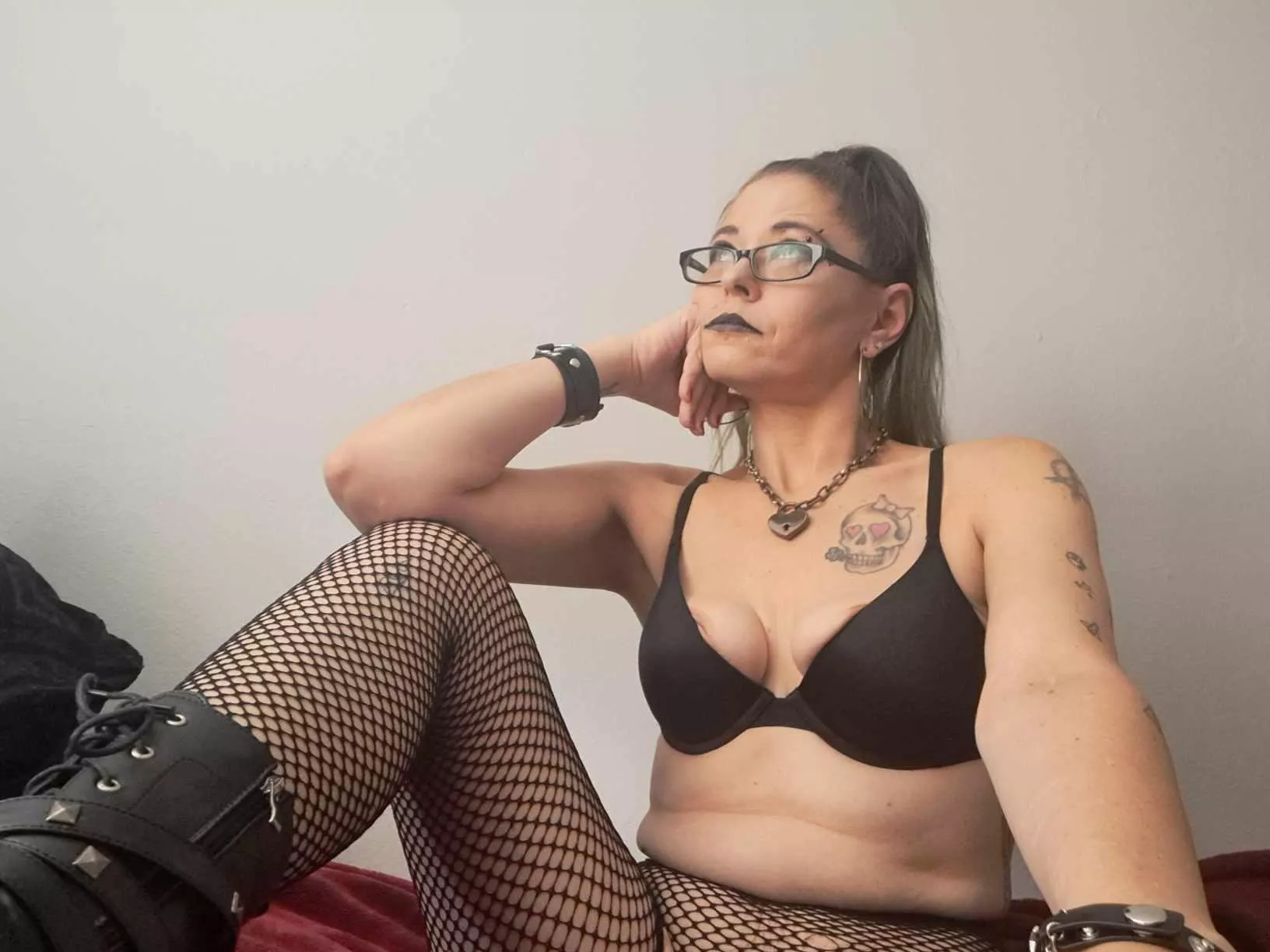 Thinking about all the things I'd do to you...