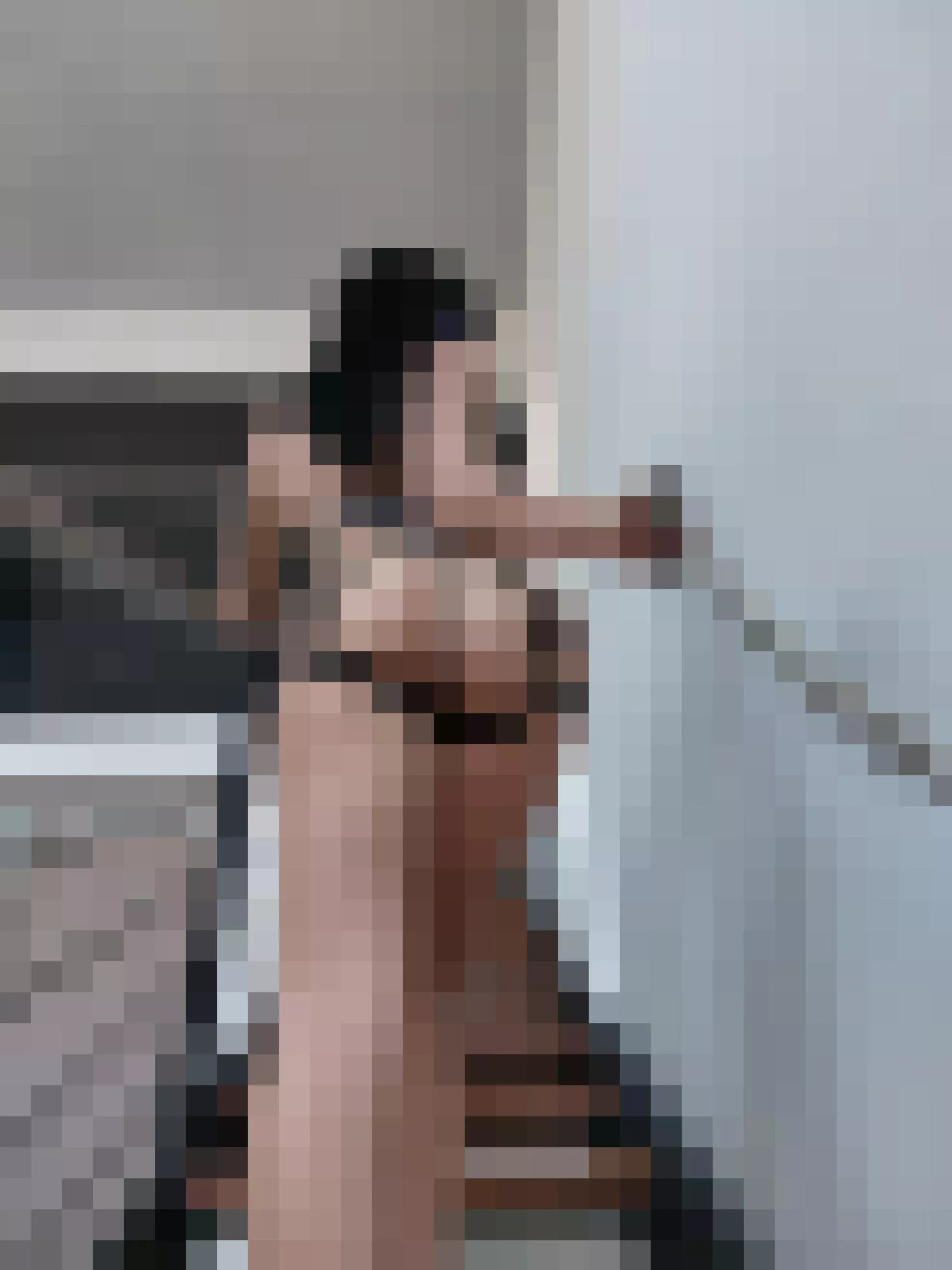 Tonight you will have to imagine what is behind my pixels 👠