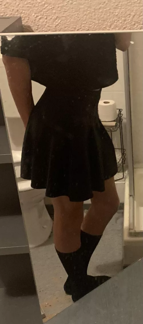 Unerfahren und neugierig, schreibt gerne durch 😁