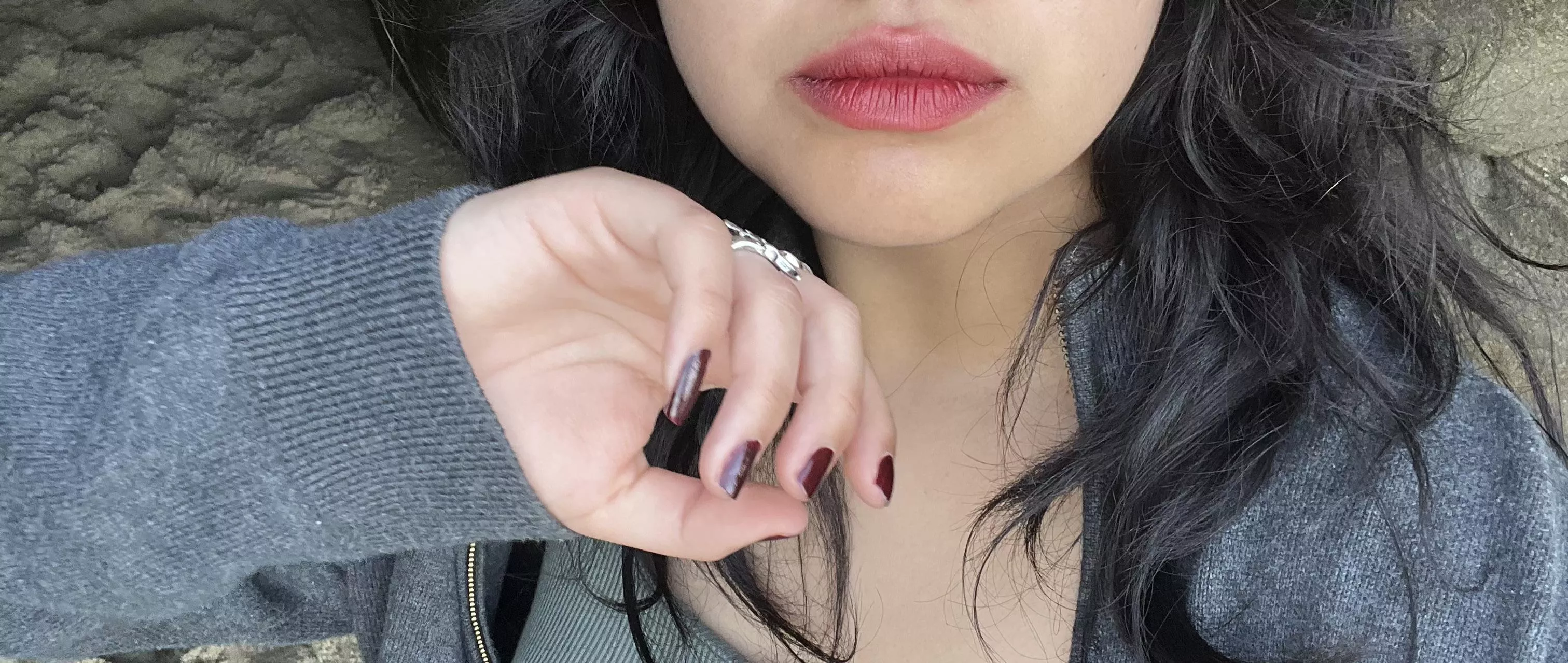 virgin losers freak at the sight of my neck and bust. so humiliating for you