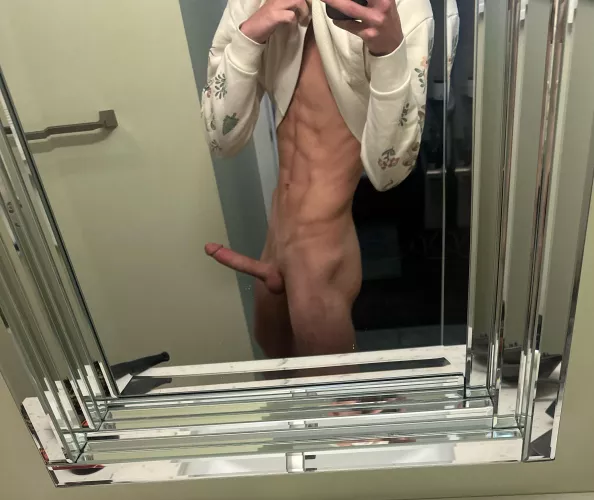 who likes an 18 year old virgin cock?