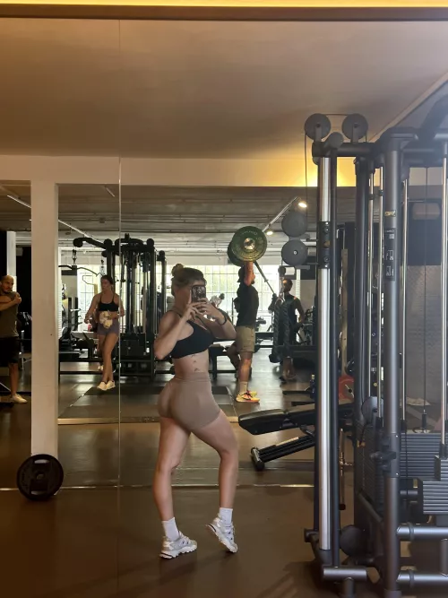 Would you give me a massage after my workout? :)