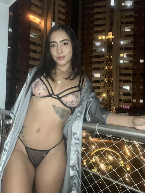 Would you play with me here?